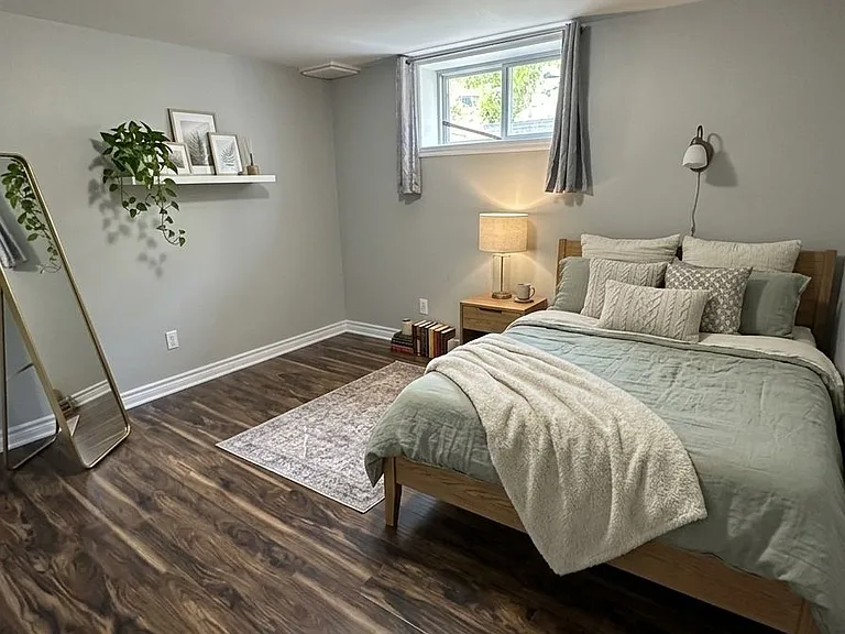 1199 Old Montreal Rd #B — Photo 14