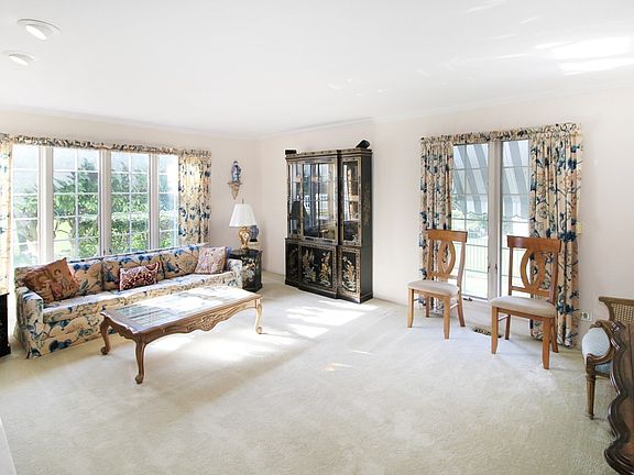 5th image of 8407 Golfview Dr