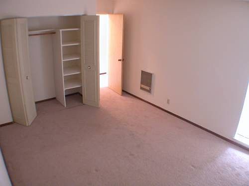 3rd image of 6026 California St APT 103