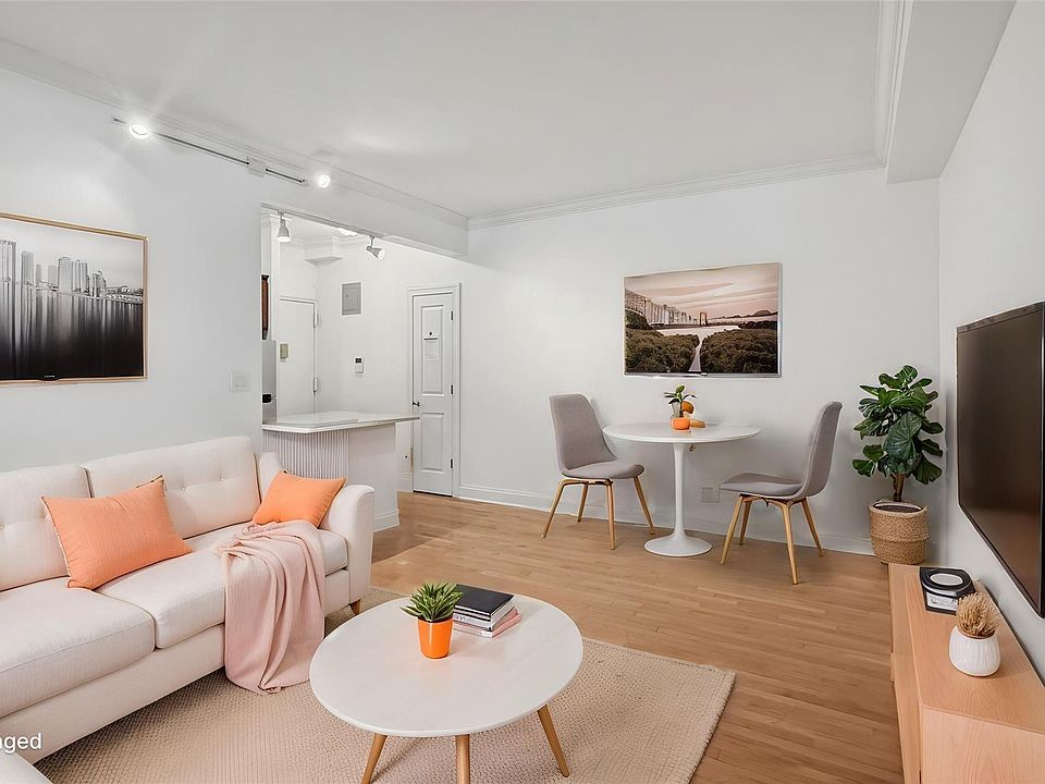 1st image of 4489 Broadway #2D
