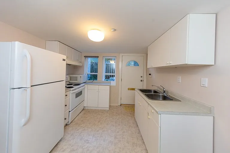 2215 W 18th Ave #1A — Photo 3