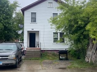 902 Glen Rock Ave, Waukegan, IL 60085