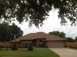 920 S Edgemoor Dr, Stillwater, OK 74074