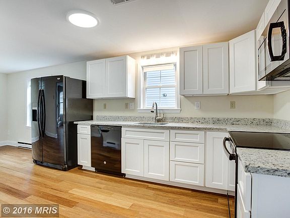 5th image of 5521 Harford St