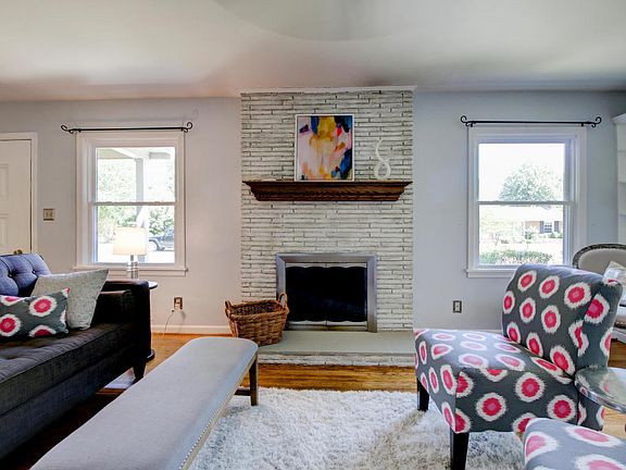 3rd image of 624 Lou Ann St