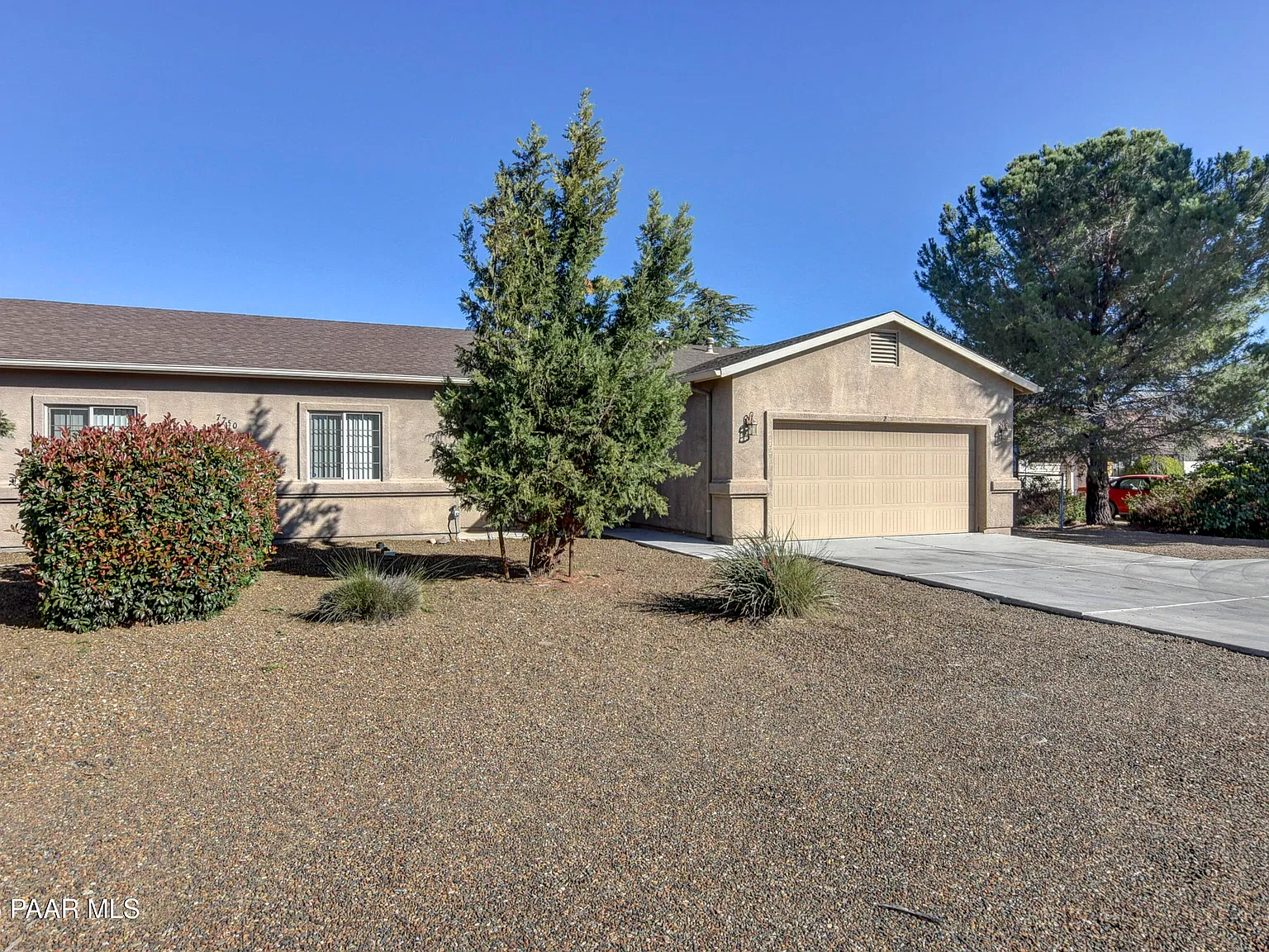 3 bed, 2.0 bath, 1187 sqft, $1,650 — Photo 1