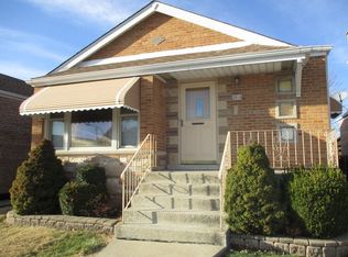 3916 W 68th St, Chicago, IL 60629