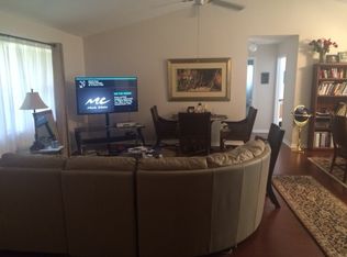 8014 SE Carlton St, Hobe Sound, FL 33455