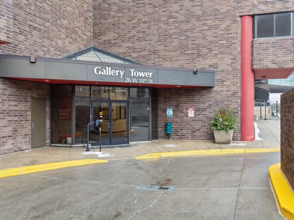 26 10th St W Unit 404, Saint Paul, MN 55102