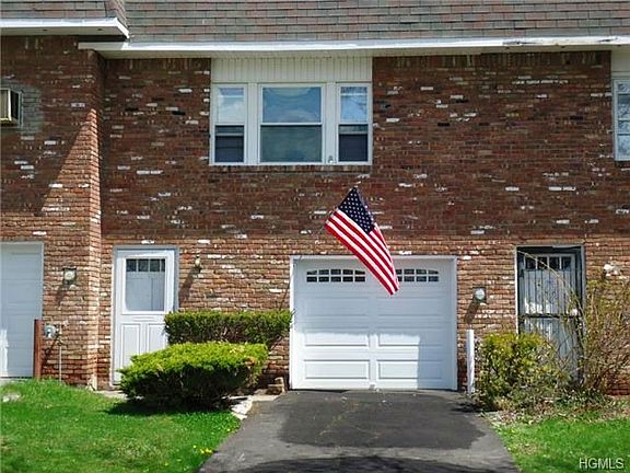 2nd image of 124 Patio Rd