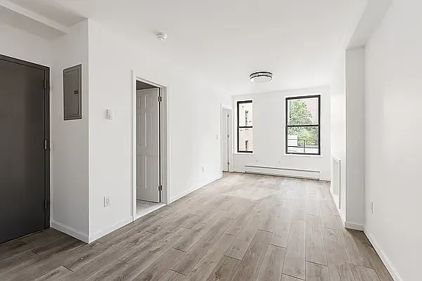389 2nd Ave #3B — Photo 2