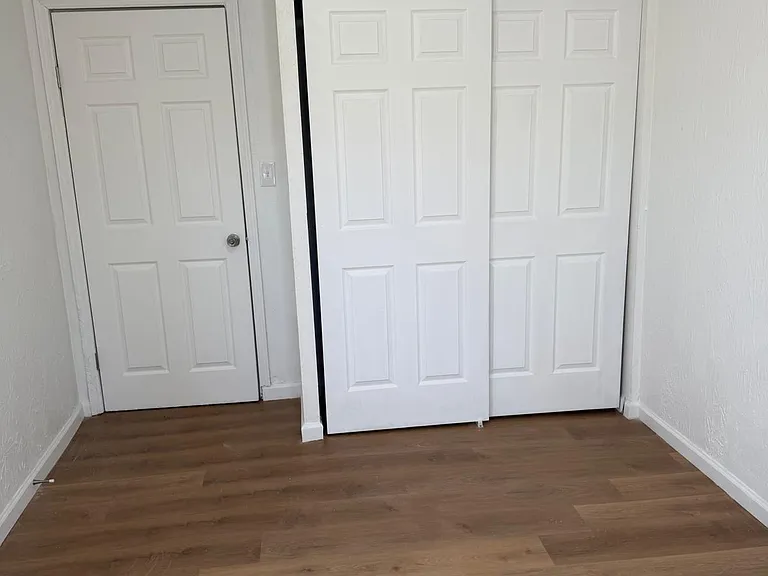 1665 Elaine Rd — Photo 6