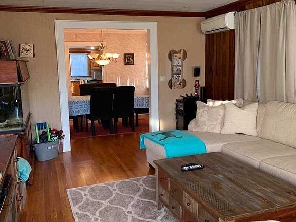 2nd image of 2748 Beltagh Ave