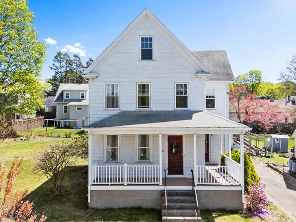 32 Grogan Avenue, Quincy, MA 02169