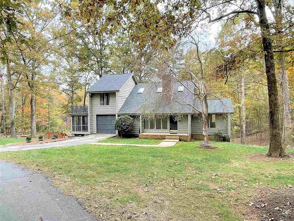 1st image of 142 Padgett Burns Rd
