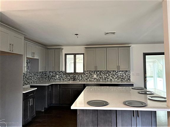 2nd image of 46 Fredric Dr
