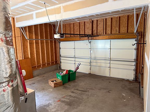 5th image of 10629 Sherwin Pl