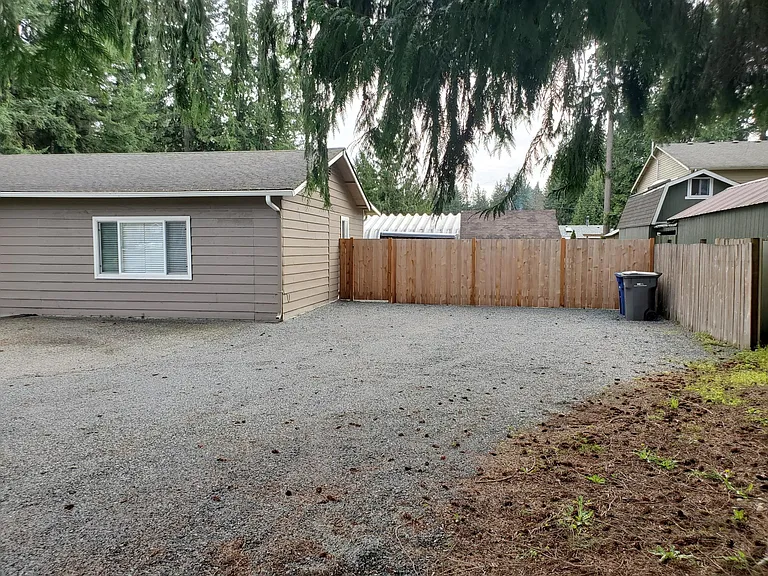 4832 Cemetery Rd — Photo 6