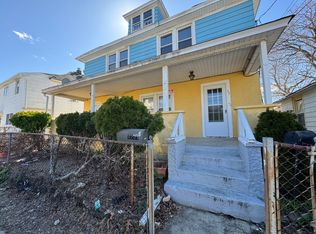 35 13th St, Locust Valley, NY 11560