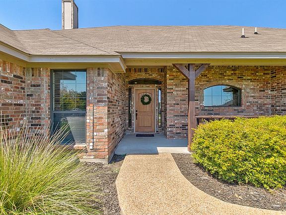 4th image of 1249 Woodbridge Ct