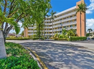 Ocean Sunrise, Fort Lauderdale, FL 33304