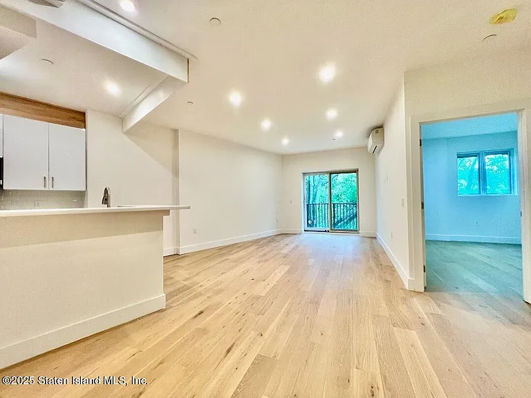 3865 Amboy Rd #3F — Photo 10