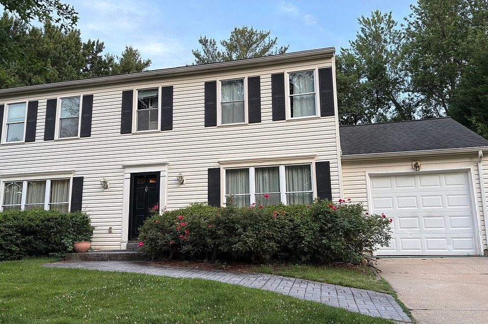 1st image of 35 Eton Overlook