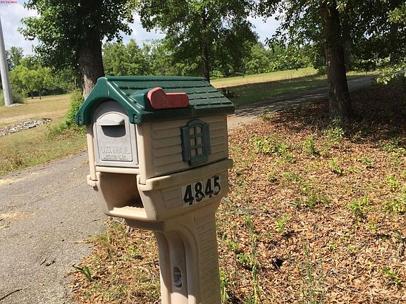 2nd image of 4845 Griffin Hills Pl