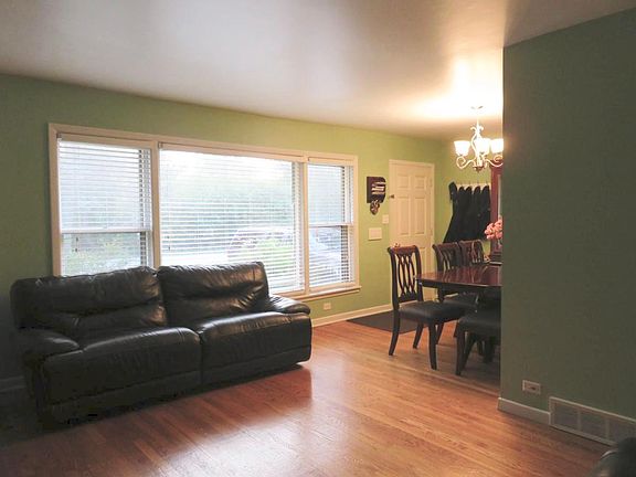 5th image of 708 Lawler Ave