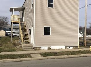 702 W 5th St APT 4, Anderson, IN 46016