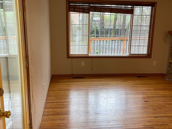 5th image of 1742 SE 60th Ave