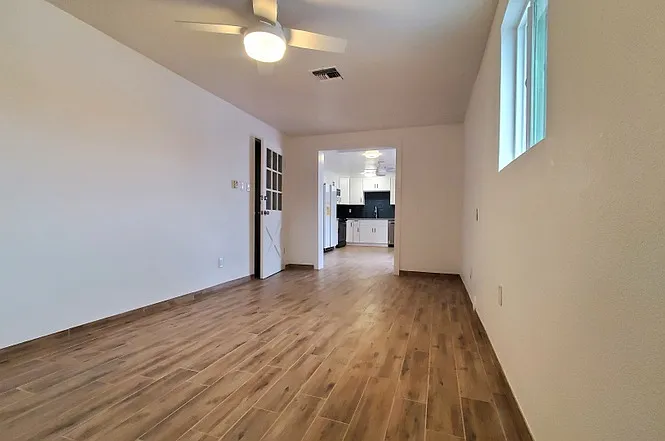 3710 E Thunderbird Rd — Photo 10