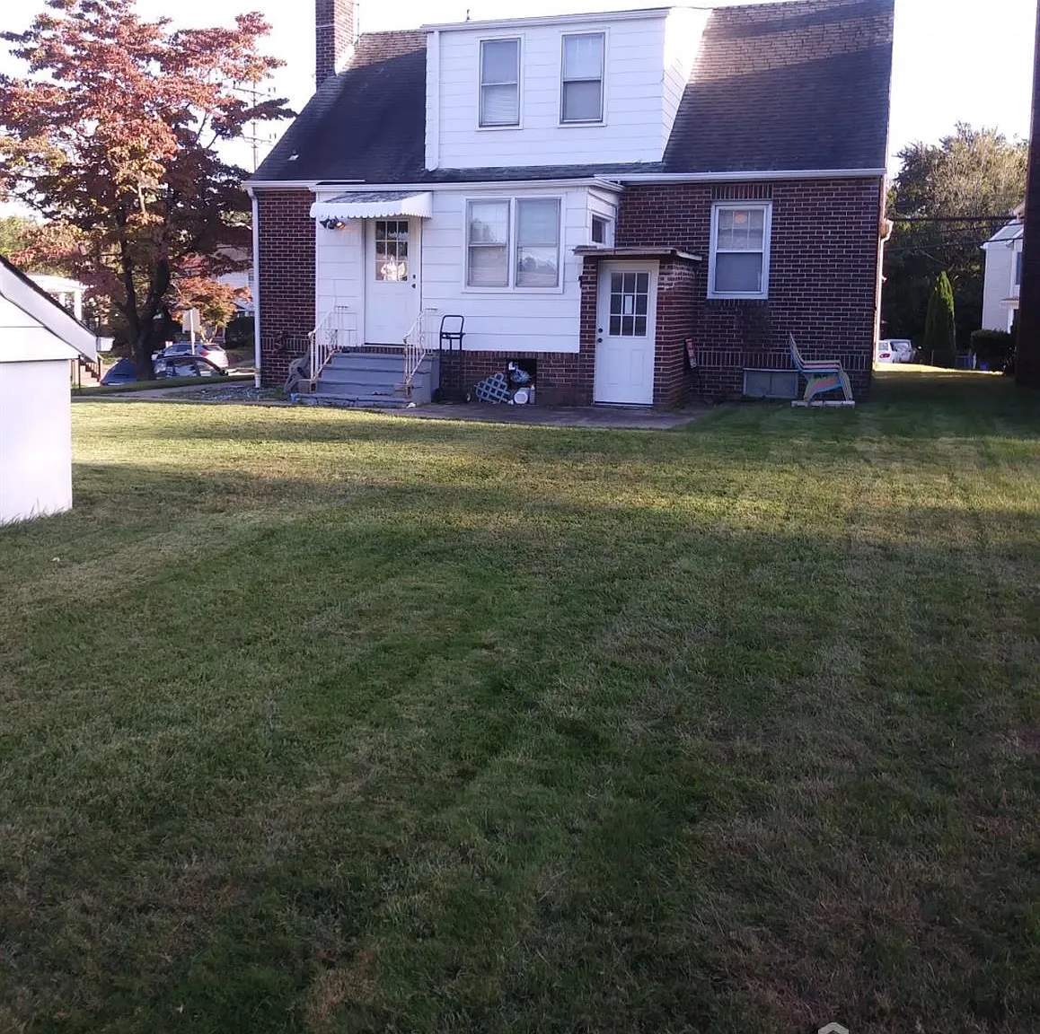4 bed, 2.5 bath, 1087 sqft, $3,000 — Photo 2