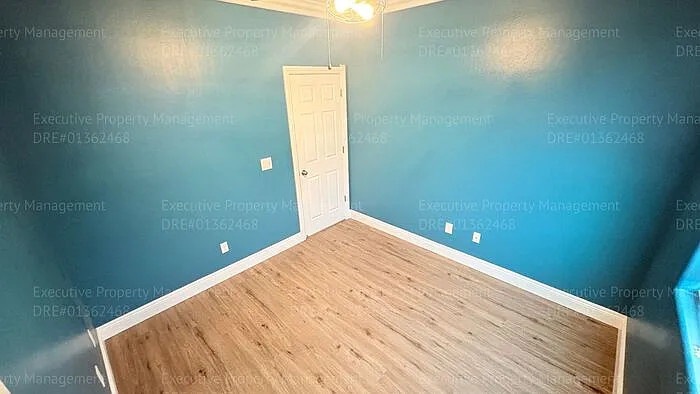 8905 Cadbury Dr — Photo 48