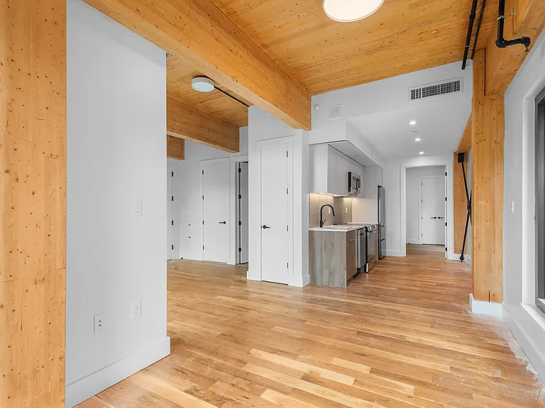 80 Ainslie St #402 — Photo 4
