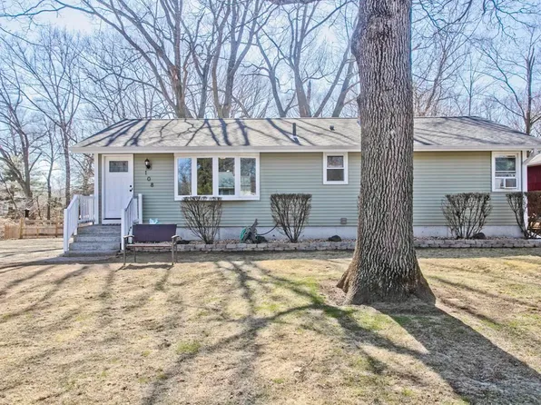 108 Langevin St, Chicopee, MA 01020