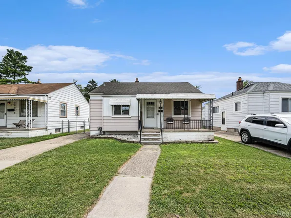 25224 Send St, Roseville, MI 48066