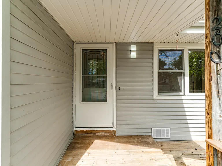200 S Beck Rd — Photo 3