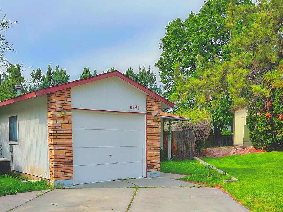 2nd image of 6144 N River Glen Pl