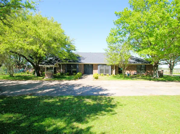 581 County Road 12650, Paris, TX 75462