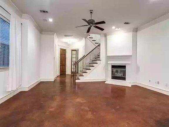 5th image of 5556 Martel Ave