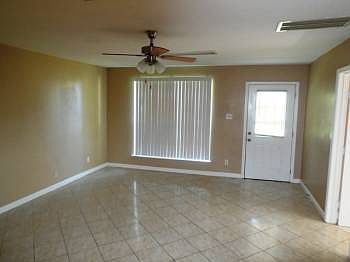 5th image of 11815 Flushing Meadows Dr