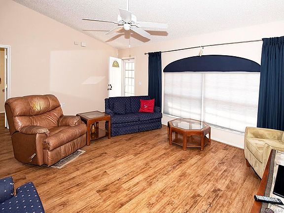 4th image of 8839 N Mendoza Way