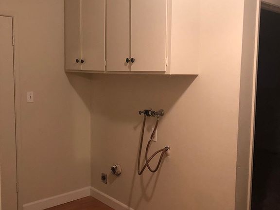 5th image of 4919 Orchid Way