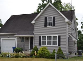 19 Phelps St, Windsor, CT 06095