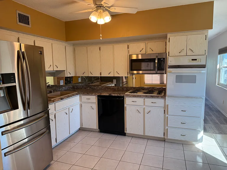 2380 World Parkway Blvd #42 — Photo 5