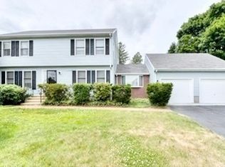 21 Brattle St, Worcester, MA 01606