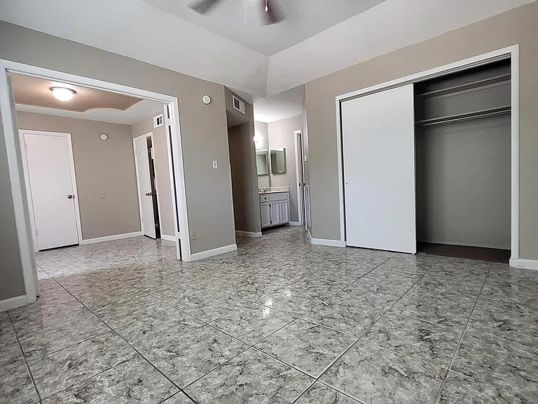 1802 Frank Sinatra Pl — Photo 12
