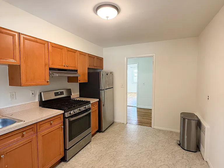 1101 N Broadway #1 — Photo 4