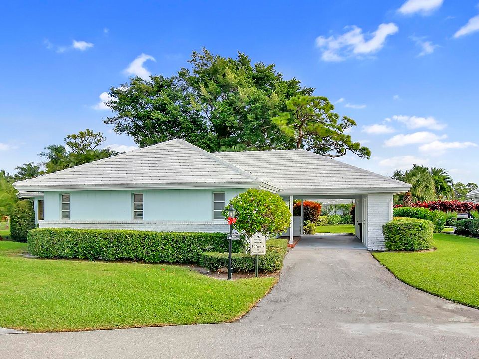 1st image of 2 Slash Pine Drive
